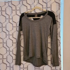 Calia long sleeve t-shirt size small